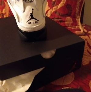 Meet your Posher, Philip